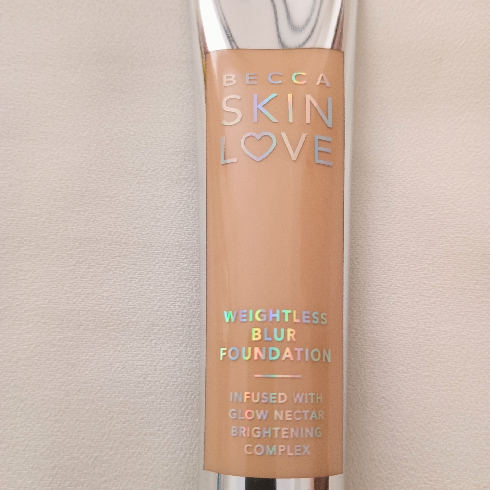 NIB NWT Becca Skin Love Weighless Blur Foundation Infused w/Glow Nectar - Picture 6 of 8